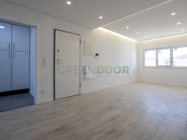 Apartamento venda em Aldeia de Paio Pires, Seixal