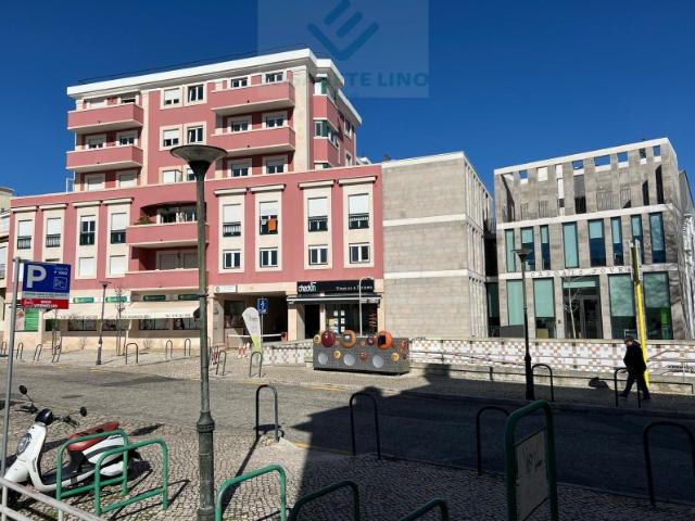 Apartamento alugar em Carcavelos e Parede, Cascais