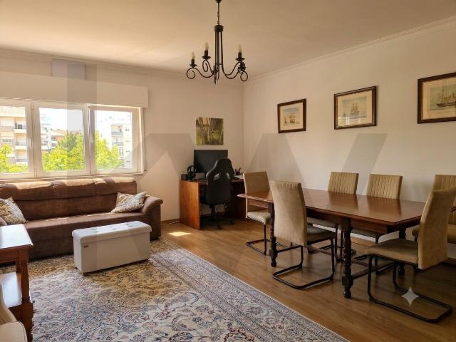 Apartamento venda em Pedreira dos Húngaros, Oeiras