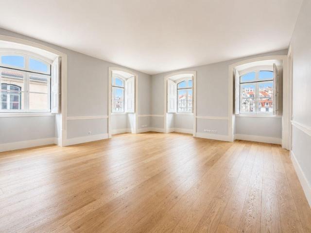 Apartamento venda em São Vicente, Lisboa
