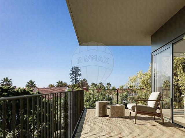 Apartamento alugar em Núcleo Urbano Histórico de Carcavelos, Cascais