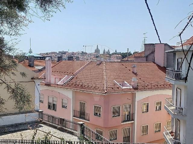 Apartamento alugar em Mercês, Lisboa