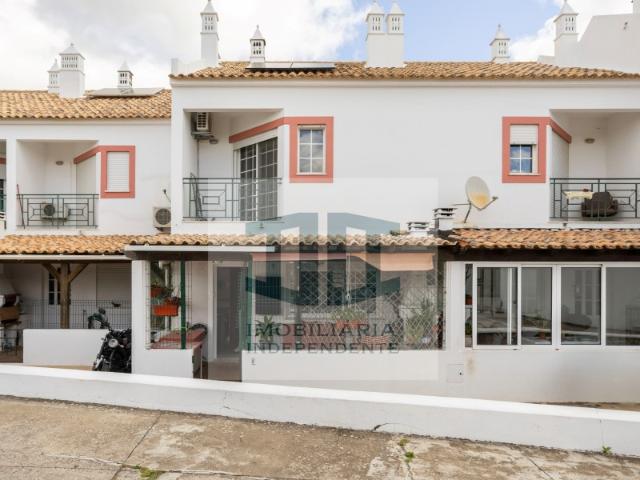 Apartamento venda em Salir, Monte do Poço Apartamento venda em Salir, Monte do Poço