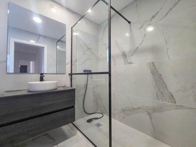 Apartamento venda em Bom Sucesso, Lomba do Poço Frio