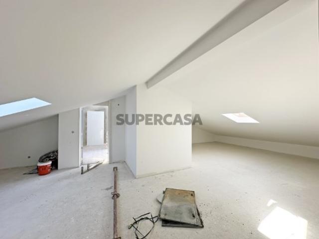 Casa venda em Zona Residencial de Santa Marta do Pinhal e de Corroios, e de Quinta da Marialva, Seixal
