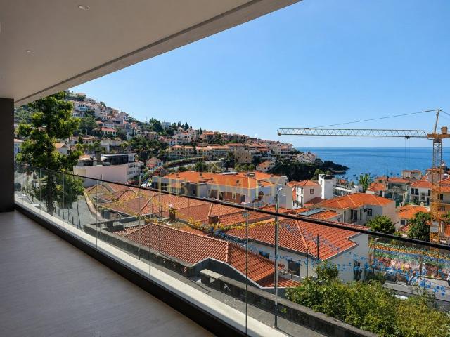 Apartamento venda em Câmara De Lobos, Ilha Da Madeira