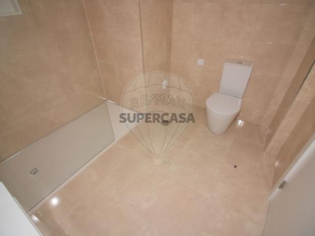 Casa venda em Alenquer (Santo Estêvão e Triana), Alenquer