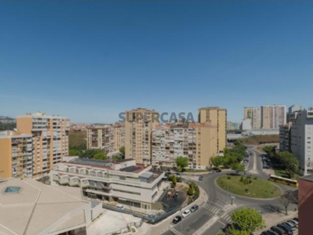 Casa venda em Encosta do Sol, Amadora