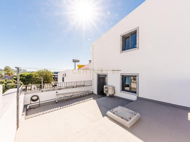 Casa alugar em Alto do Moinho, Amadora