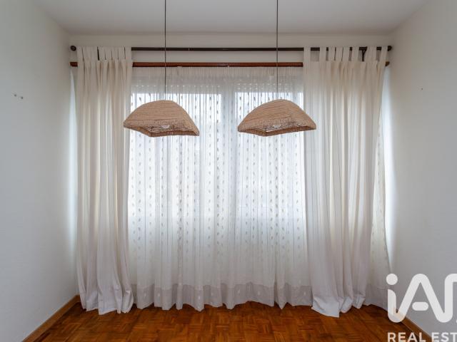 Apartamento alugar em Baixa de Algés, Oeiras