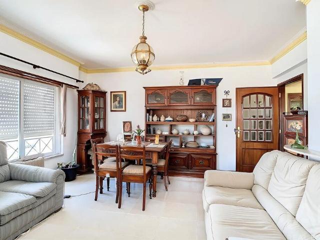 Apartamento venda em Mem Martins, Sintra