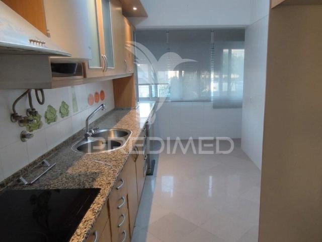 Apartamento alugar em Calhandriz, Lisboa