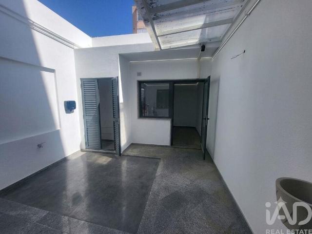 Apartamento venda em Almada, Setúbal