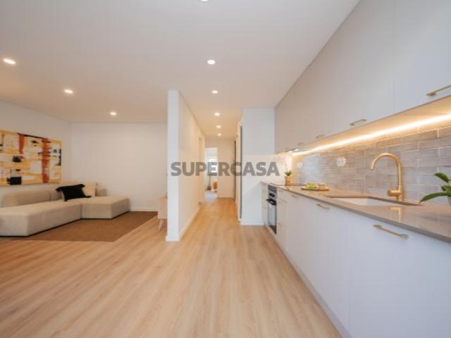 Casa venda em Cova da Piedade, Almada