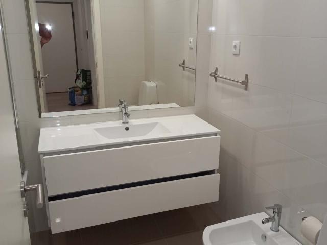 Apartamento alugar em Urbanização Casas do Lago, Amadora