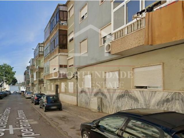 Apartamento venda em Bairro dos Corticeiros, Seixal