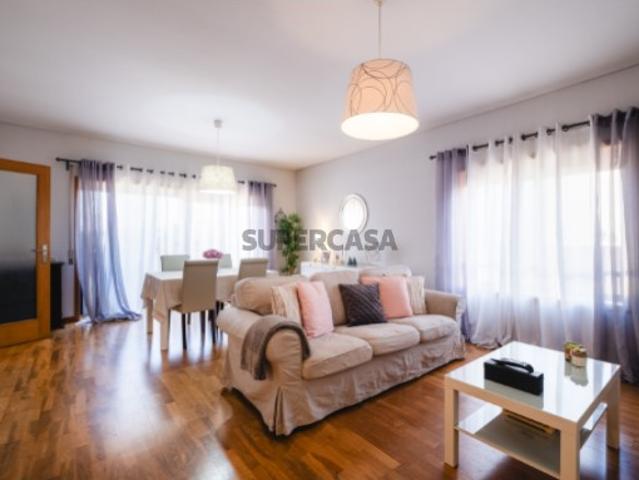 Casa venda em Anta, Aveiro