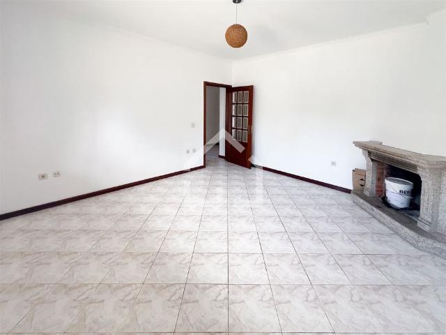 Apartamento alugar em Santa Maria Da Feira, Aveiro