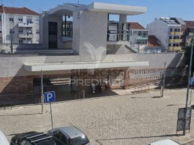 Casa venda em Baixa da Banheira e Vale da Amoreira, Moita