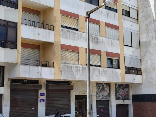 Apartamento alugar em Benfica, Benfica