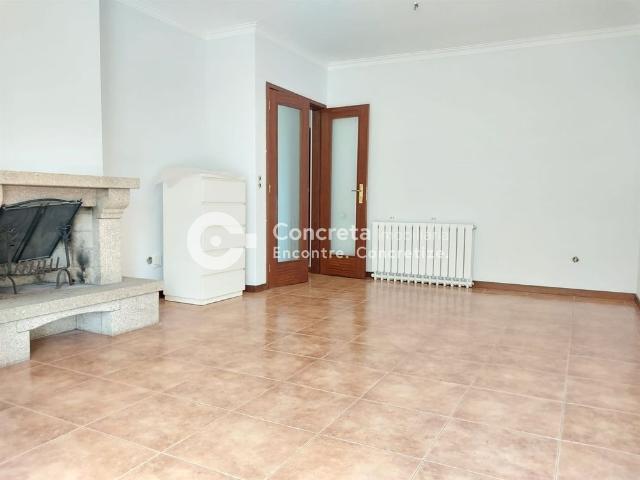 Apartamento alugar em Moure, Arcozelo