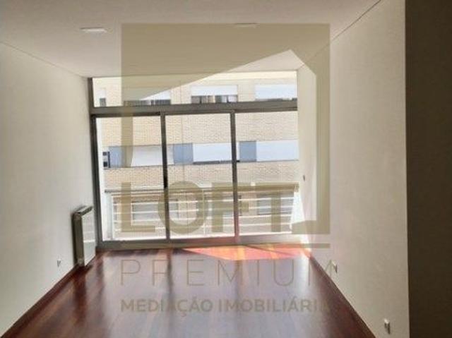 Apartamento alugar em Guimarães, Braga