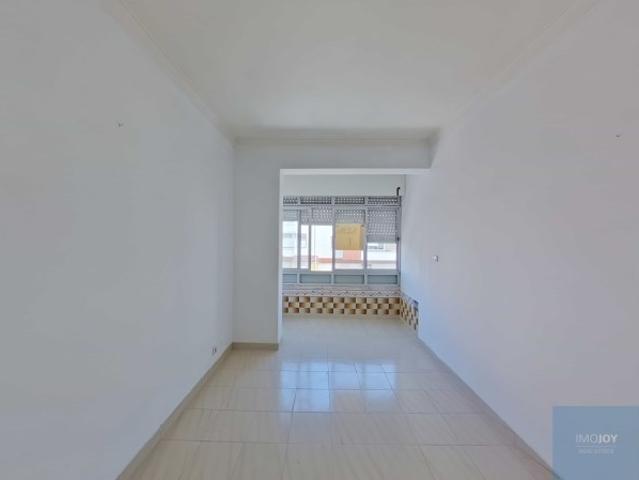 Apartamento venda em Bairro dos CTT, Odivelas