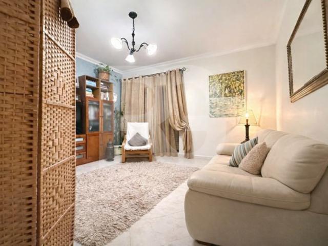 Apartamento venda em Almada, Setúbal
