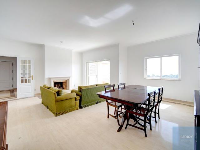 Apartamento venda em Visconde da Luz, Cascais