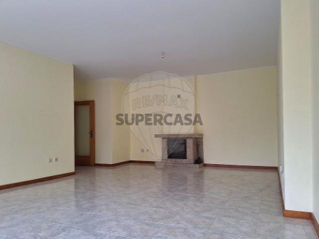 Casa venda em Maia, Gueifães