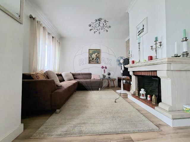Apartamento alugar em Poiares (Santo André), Vila Nova De Poiares