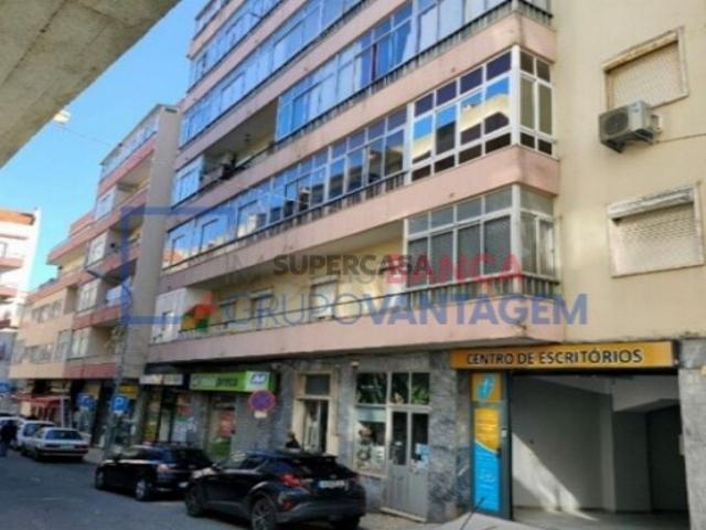 Casa venda em Encosta do Sol, Amadora