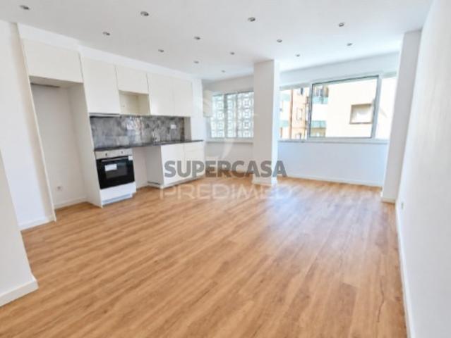 Casa venda em Encosta do Sol, Amadora