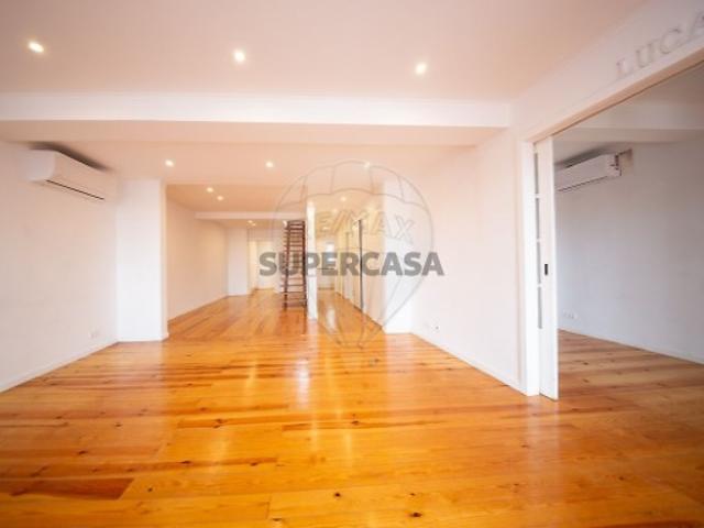 Casa venda em Estrela, Lisboa
