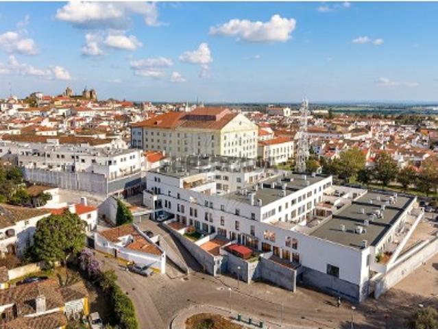 Casa venda em Évora (São Mamede, Sé, São Pedro e Santo Antão), Évora