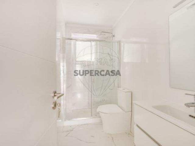 Casa venda em Venda Nova, Amadora