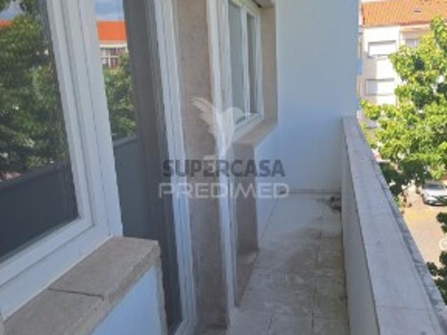 Casa venda em Falagueira, Amadora