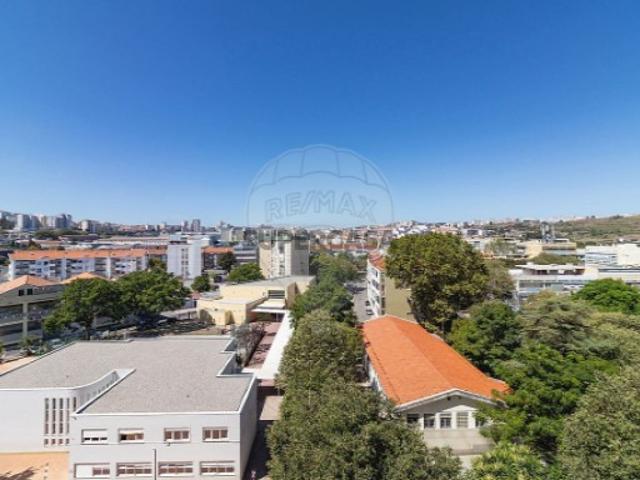 Casa venda em Venda Nova, Amadora