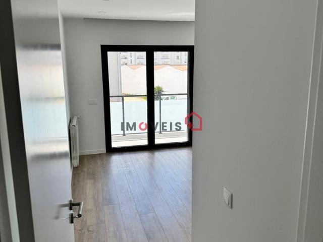 Apartamento alugar em Bairro dos Capuchos, Leiria