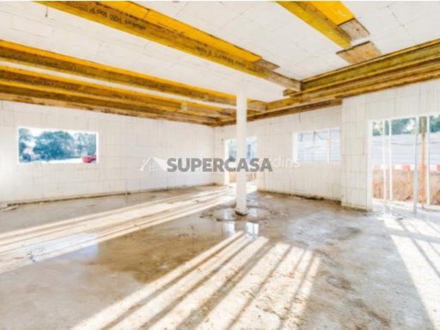 Casa venda em Casal dos Matos, Leiria
