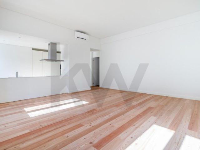 Apartamento alugar em Santo António, Lisboa
