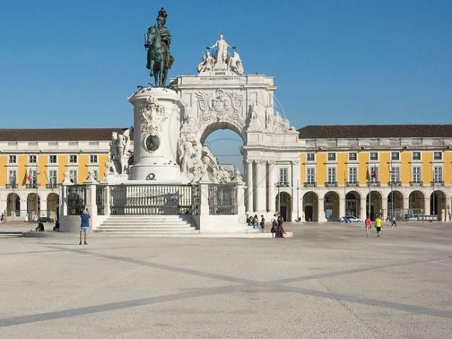 Apartamento alugar em Avenidas Novas, Lisboa