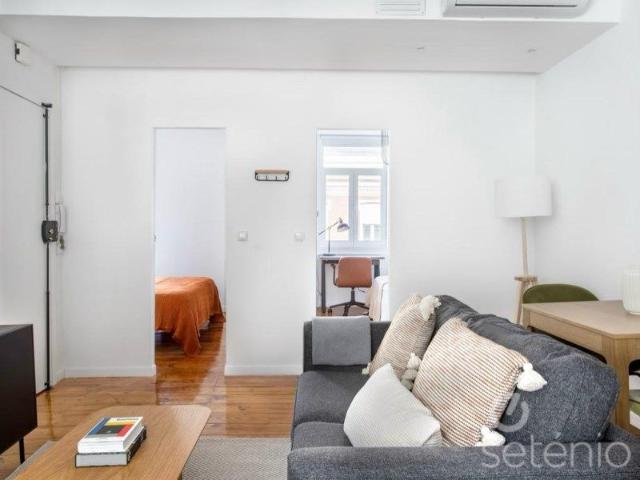 Apartamento alugar em Ponte de Frielas, Santiago Dos Velhos