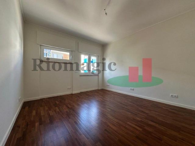 Apartamento alugar em Núcleo Urbano Histórico de Oeiras, Oeiras