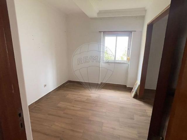 Apartamento alugar em Alto de Tercena, Sintra