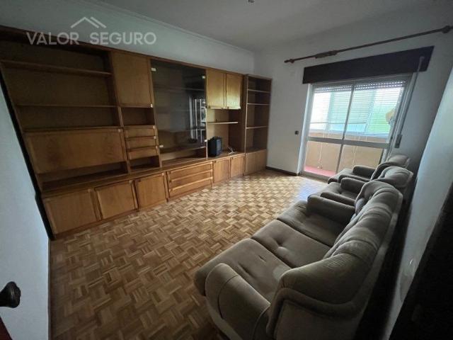 Apartamento alugar em Cais de Vila Franca de Xira, Vila Franca De Xira