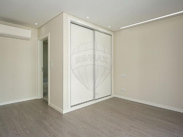 Apartamento alugar em Casal do Privilégio, Odivelas