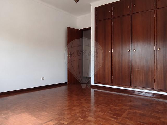 Apartamento alugar em Santo Isidoro, Mafra