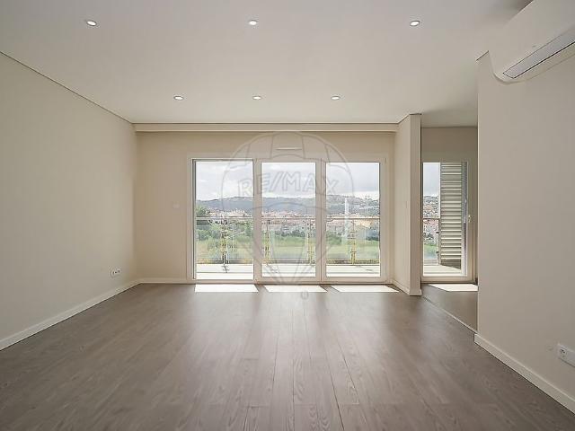 Apartamento alugar em Casal do Privilégio, Odivelas