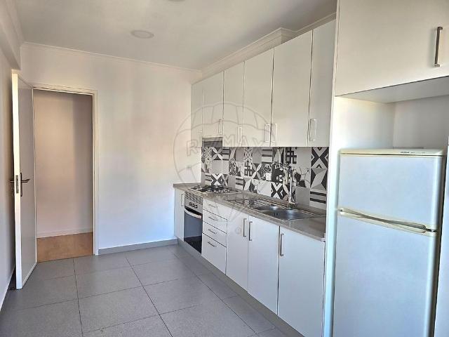 Apartamento alugar em Bairro Olaio, Odivelas